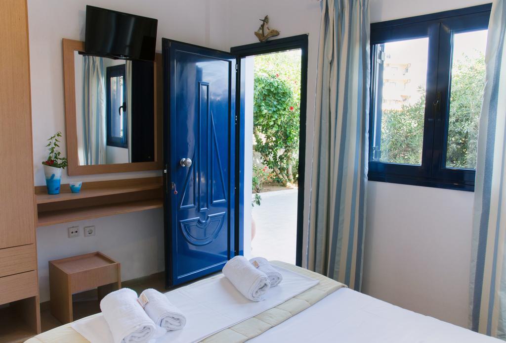 Yialos Studios-Apartments Makriyialos Bagian luar foto